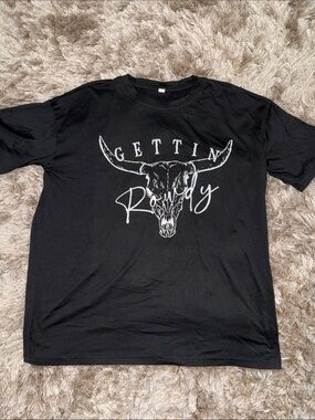 Gettin' Rowdy Black Graphic Short Sleeve Tee